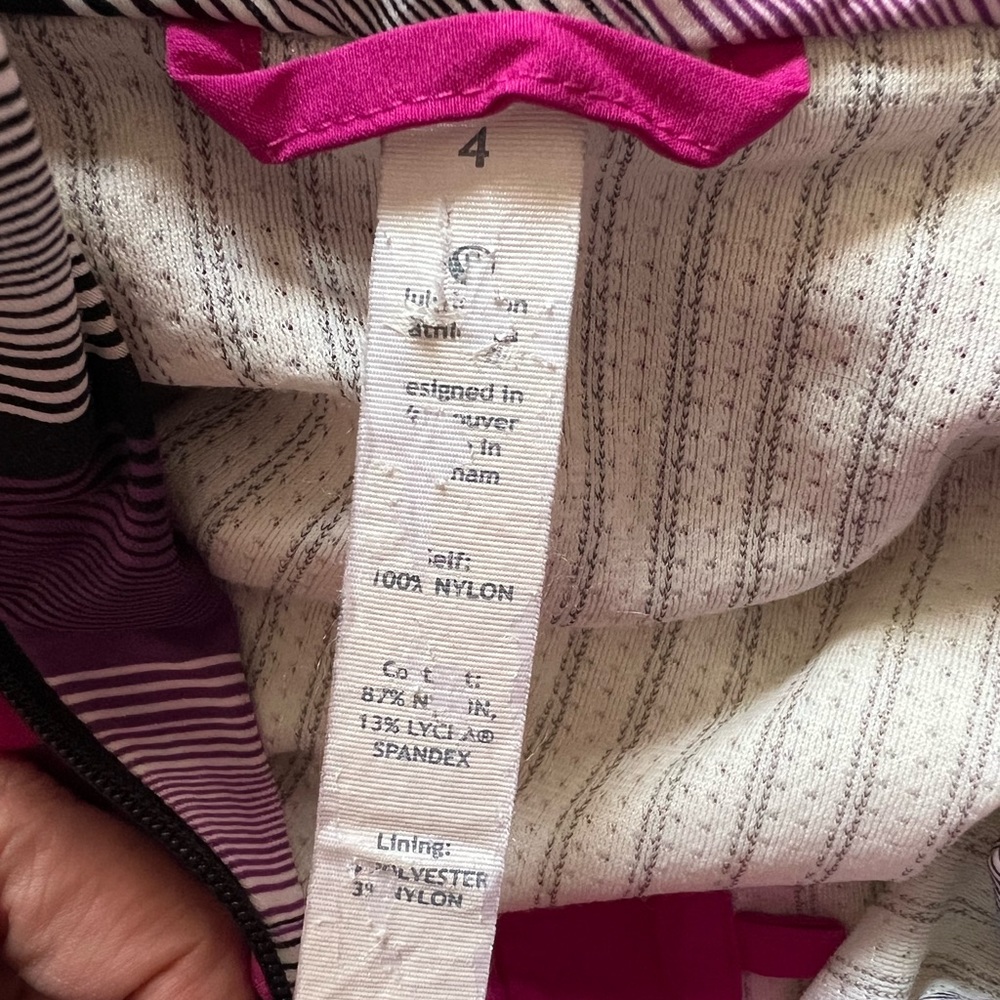 Lululemon Running Nylon Jacket Size 4 - image 6